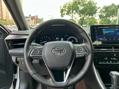 2023 Toyota Avalon 2.0L CVT Luxury, белый — фото 15
