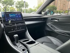 2023 Toyota Avalon 2.0L CVT Luxury, белый — фото 19