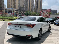 2023 Toyota Avalon 2.0L CVT Luxury, белый — фото 8