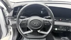 2022 Hyundai Elantra 1.5L CVT LUX Premium, белый — фото 10