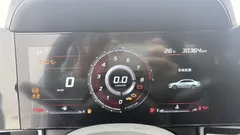 2022 Hyundai Elantra 1.5L CVT LUX Premium, белый — фото 11