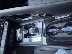 2023 Hyundai Elantra 1.5L CVT LUX Premium, синий — фото 21