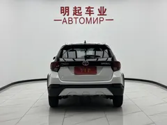 2022 Toyota Yaris L Zhixuan X 1.5L CVT Luxury Plus, белый — фото 8