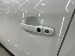 2022 Toyota Yaris L Zhixuan 1.5L CVT Luxury Plus, белый — фото 12