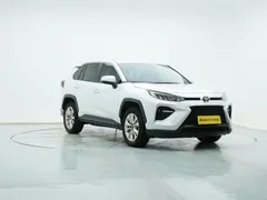 2022 Toyota Wildlander 2.0L 2WD Leading, белый — фото 3