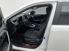 2022 Toyota Wildlander 2.0L 2WD Leading, белый — фото 15