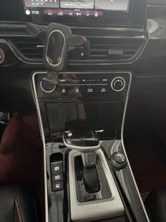 2023 Kia Seltos 1.5L IVT Luxury, белый — фото 15