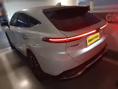 2022 Toyota Venza 2.0L CVT 2WD Premium, белый — фото 4