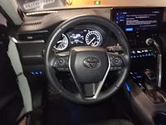 2022 Toyota Venza 2.0L CVT 2WD Premium, белый — фото 7