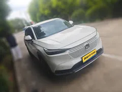 2023 Honda Vezel 1.5L CVT Elite, белый — фото 3