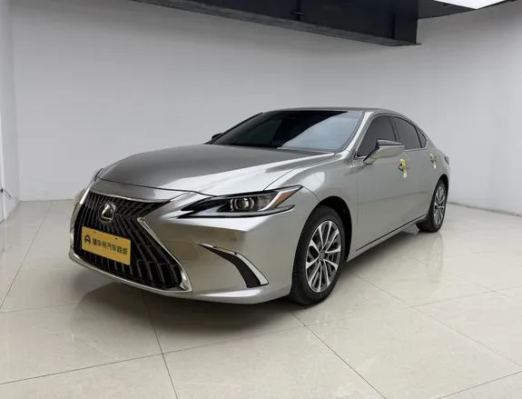 2022 Lexus ES 200 Excellence