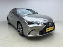 2022 Lexus ES 200 Excellence — фото 3