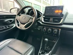 2022 Toyota Yaris L Zhixuan X 1.5L CVT Luxury Plus, белый — фото 6