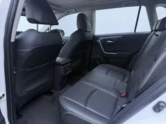2023 Toyota RAV4 2.0L CVT 2WD 20th Anniversary Platinum, белый — фото 8