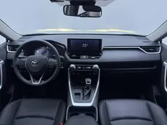 2023 Toyota RAV4 2.0L CVT 2WD 20th Anniversary Platinum, белый — фото 9