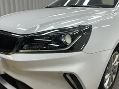 2021 Geely Emgrand UP 1.5L CVT Luxury, белый — фото 19