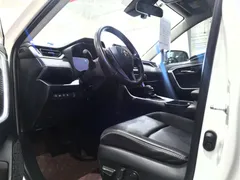 2023 Toyota RAV4 2.0L CVT 2WD Fashion Plus, белый — фото 9