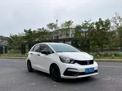 2021 Honda Fit 1.5L CVT, белый — фото 3