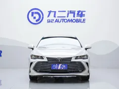 2021 Toyota Avalon 2.5L Luxury, белый — фото 2