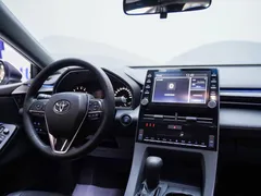 2021 Toyota Avalon 2.5L Luxury, белый — фото 6
