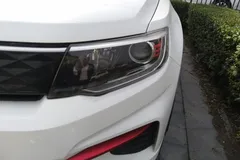 2022 Changan CS35 PLUS 1.6L GDI MT Luxury, белый — фото 2