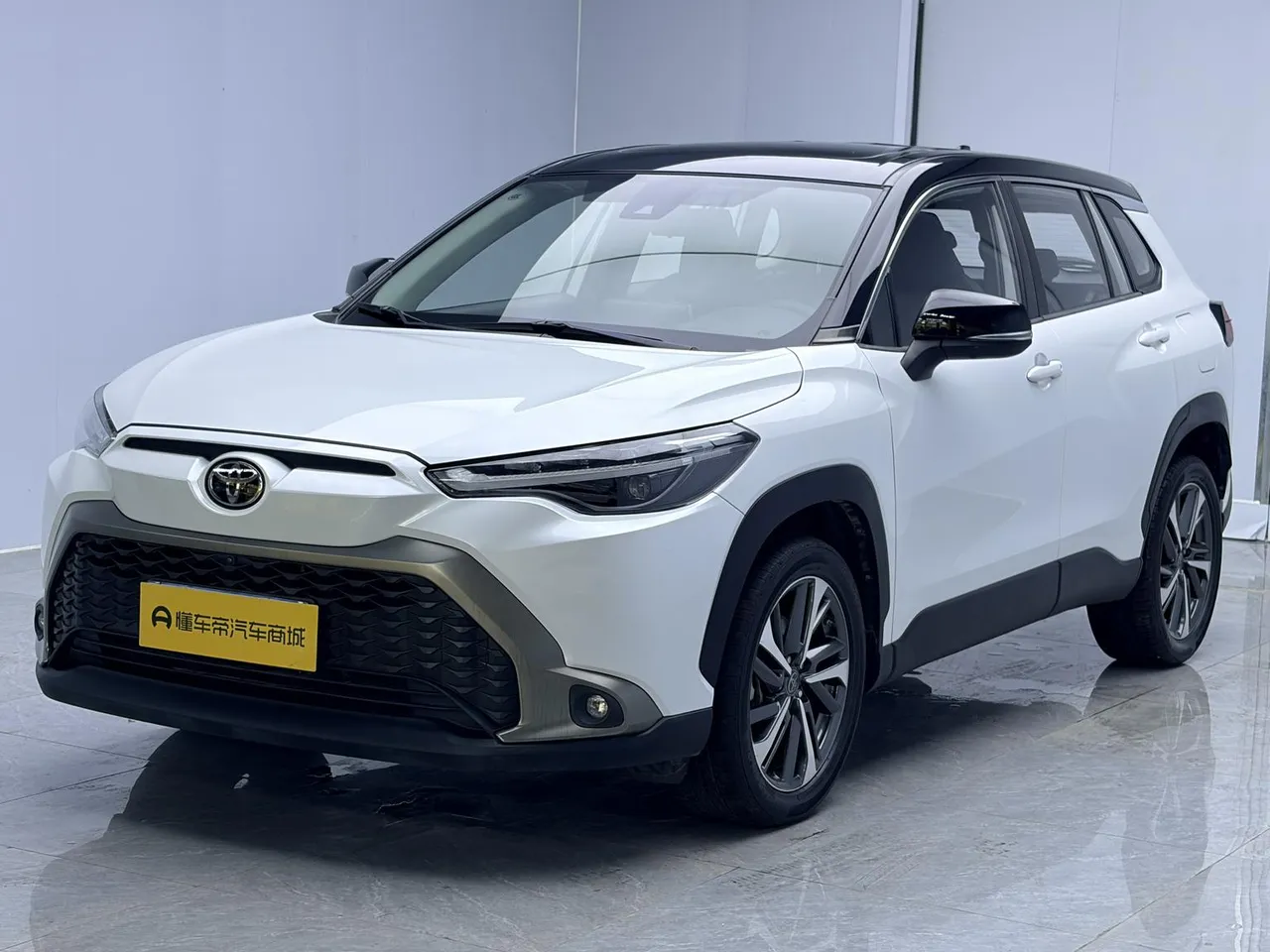 2022 Toyota Frontlander 2.0L CVT Luxury Plus