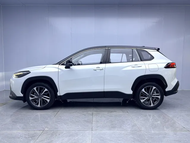 2022 Toyota Frontlander 2.0L CVT Luxury Plus