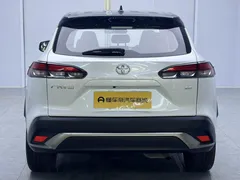 2022 Toyota Frontlander 2.0L CVT Luxury Plus, белый — фото 6