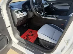 2022 Geely Emgrand 4th Gen 1.5L CVT Flagship, белый — фото 16