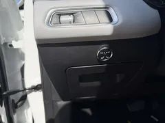 2022 Geely Emgrand 4th Gen 1.5L CVT Flagship, белый — фото 17