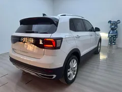 2022 Volkswagen Tacqua 1.5L AT Comfort, белый — фото 4