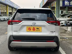 2021 Toyota RAV4 2.0L CVT 4WD Fashion Plus, белый — фото 15