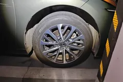 2022 Lexus ES 200 Excellence, зелёный — фото 5