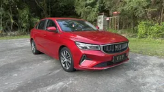 2022 Geely Emgrand 4th Gen 1.5L CVT Flagship, красный — фото 3