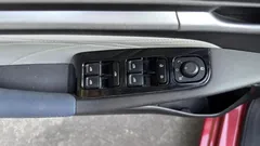 2022 Geely Emgrand 4th Gen 1.5L CVT Flagship, красный — фото 13