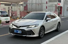 2023 Toyota Camry 2.5G Luxury — фото 1