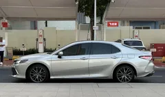 2023 Toyota Camry 2.5G Luxury — фото 3