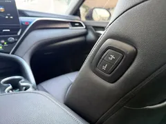 2023 Toyota Camry 2.5G Luxury — фото 13