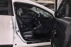 2022 Toyota Yaris L Zhixuan X 1.5L CVT Luxury Plus, белый — фото 6