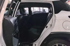 2022 Toyota Yaris L Zhixuan X 1.5L CVT Luxury Plus, белый — фото 13