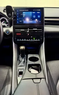 2023 Toyota Avalon 2.0L CVT Luxury, белый — фото 10