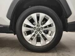 2022 Toyota Wildlander 2.0L 2WD Leading, белый — фото 16