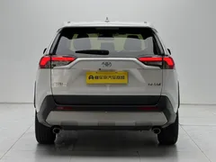 2023 Toyota RAV4 2.0L CVT 2WD Fashion, белый — фото 6