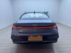 2023 Hyundai Elantra 1.5L CVT TOP Flagship, синий — фото 5