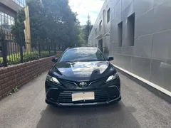 2021 Toyota Camry 2.5G Luxury, чёрный — фото 2