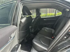 2021 Toyota Camry 2.5G Luxury, чёрный — фото 7