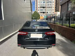 2021 Toyota Camry 2.5G Luxury, чёрный — фото 10