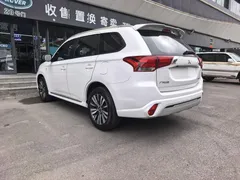 2021 Mitsubishi Outlander 2.0L 2WD 5 Seats, белый — фото 19