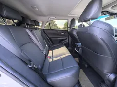 2023 Toyota Venza 2.0L CVT 2WD Luxury, белый — фото 6