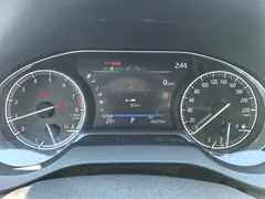 2023 Toyota Venza 2.0L CVT 2WD Luxury, белый — фото 10